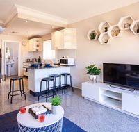 your home here in Sydney - Perths Hotel