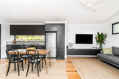 Your Luxury Escape - Carinya Cottages 2 - Perths Hotel 3