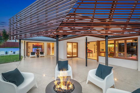 Your Luxury Escape - OneCoral - Luxury Living At Byron Bay - Perths Hotel 0