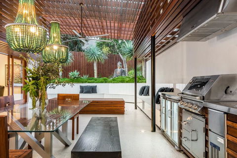 Your Luxury Escape - OneCoral - Luxury Living At Byron Bay - Perths Hotel 2