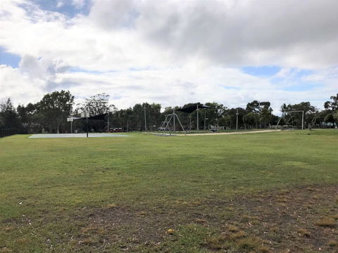 Croydon Ave 50 - Currimundi - Perths Hotel 0