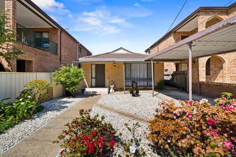 4 Bedroom Cozy House 20mins City 15mins Airport - Perths Hotel 0