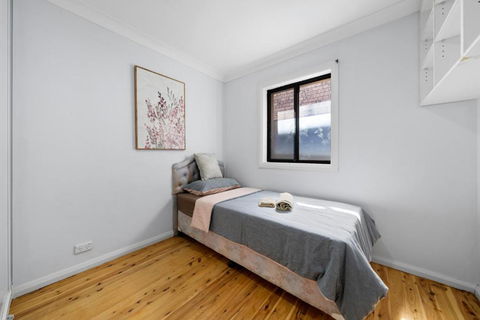 4 Bedroom Cozy House 20mins City 15mins Airport - Perths Hotel 2
