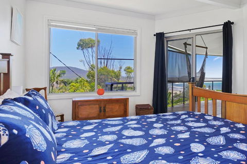 A BIGGER Slice Of Paradise - Perths Hotel 4