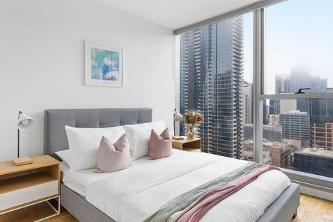 A Chic & Lovely 2BR Apt CBD With City Views - Perths Hotel 0