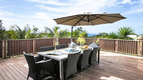 A Grand Beach Retreat - Perths Hotel 2