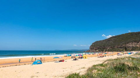 A Grand Beach Retreat - Perths Hotel 4