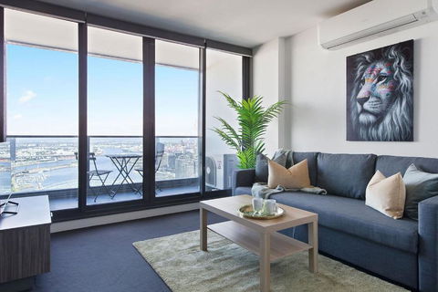A Modern 2BR Apt With Harbour Views FREE Parking - Perths Hotel 4