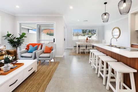 A Refreshing Mudgee Getaway At Felicitys On Court - Perths Hotel 0