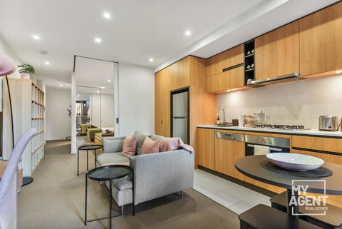 A South Yarra Charm! - Perths Hotel 1