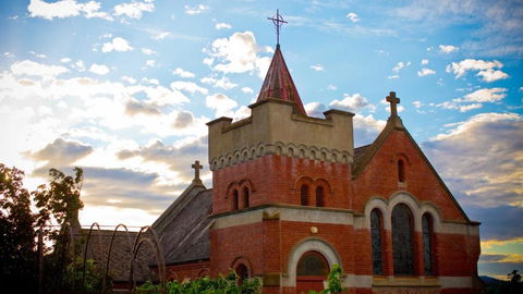 A Tassie Church - Perths Hotel 1