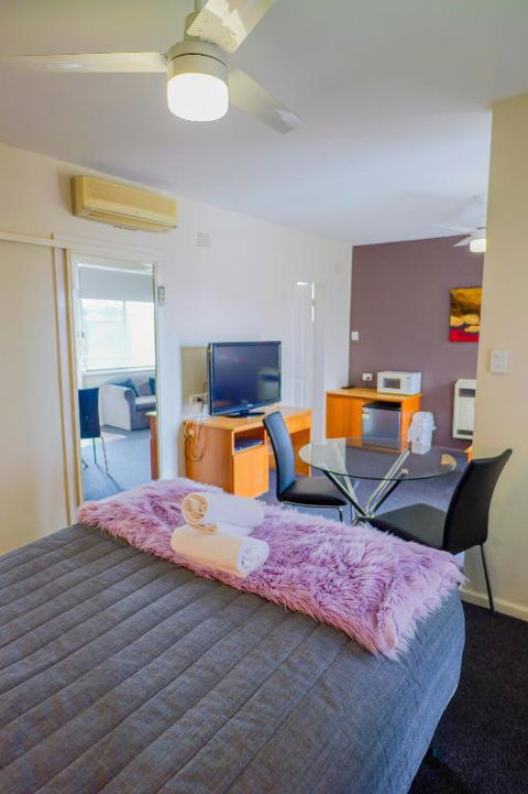 Abbotsleigh Motor Inn - Perths Hotel 3