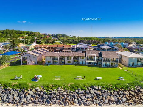Absolute Beachfront Apartment 9T - Perths Hotel 3