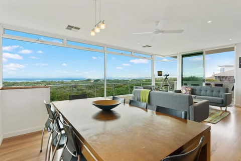 Absolute Luxury Beachfront - Middleton - BYO Linen - Perths Hotel 0