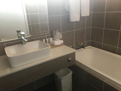 Acacia Motor Lodge - Perths Hotel 3