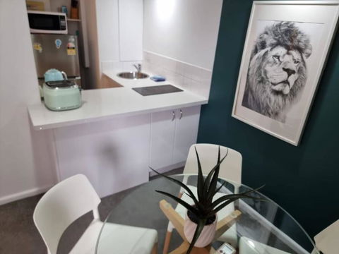 Accommodation Sydney City Centre 1 Bedroom Apartment With Balcony - Perths Hotel 2