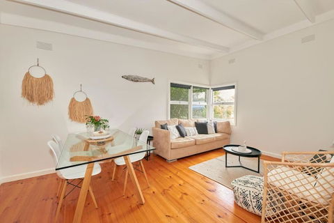 Adorable Beach Shack In The Heart Of Aireys Inlet - Perths Hotel 0
