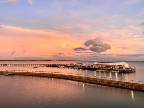 Absolute Waterfront - Tropical Sunrise Apartment Over The Water - Perths Hotel 0