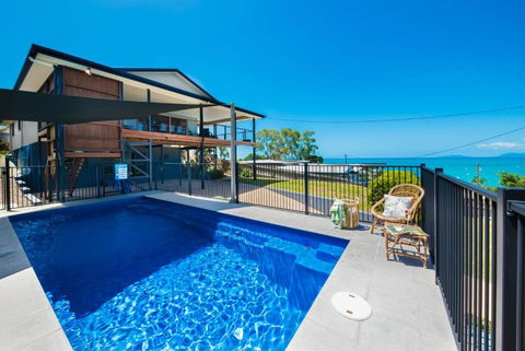 Airlie Oasis - Perths Hotel 2