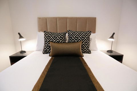 Alex Perry Hotel & Apartments - Perths Hotel 1