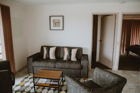 Alkoomi Chalets - Perths Hotel 2