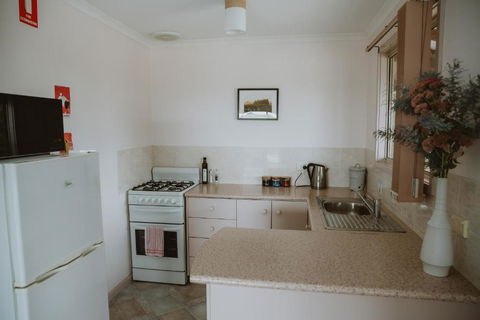 Alkoomi Chalets - Perths Hotel 3