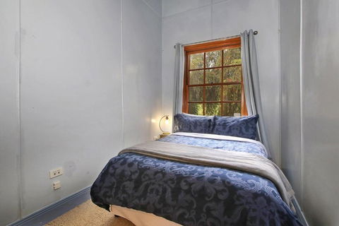 Allen Street - Perths Hotel 4