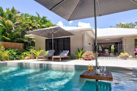Allure - 4 Bedroom Luxury House In Port Douglas - Perths Hotel 0