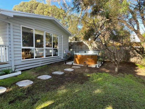 Allure Beach House Rye - Something For Everyone! - Perths Hotel 2