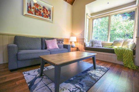 Alpine Arnica Cottage 2 - Perths Hotel 1