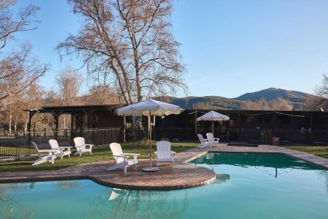 Alpine Inn - Perths Hotel 3
