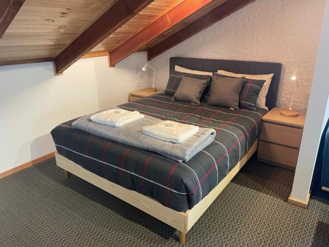 Alpine Retreat Mt Buller - Perths Hotel 2