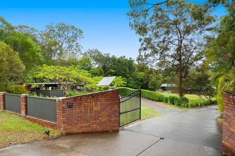 Anembo Country Cottages - Perths Hotel 1
