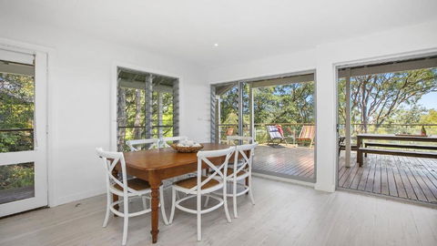 Anthonys Treehouse By The Beach - Perths Hotel 3
