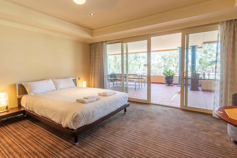 Apartment 2, 9 River Lane Mannum - Perths Hotel 3