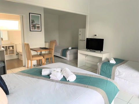 Aqua Blue Motel - Perths Hotel 1
