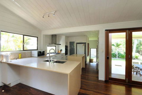 Archies Beach Abode - Perths Hotel 1
