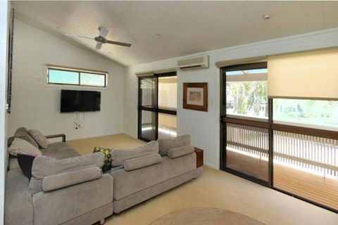Archies Beach Abode - Perths Hotel 2