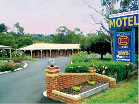Aristocrat Waurnvale - Perths Hotel 0