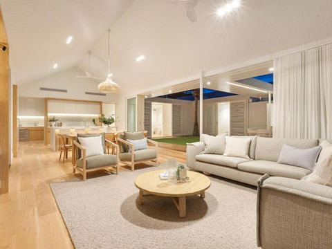 Aroha Byron Bay - Perths Hotel 3