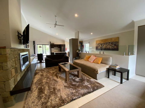 Aspen Creek 5 - Thredbo - Perths Hotel 4