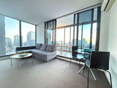 Astonishing 2B2B UpperWestSide Residence Opposite Southern Cross Station - Perths Hotel 0