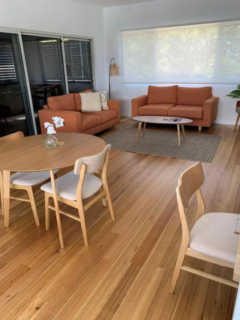 Aura Apartment-LJHooker Yamba - Perths Hotel 2