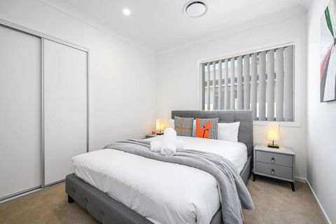 Austral Mordern House 10ppl - Perths Hotel 4
