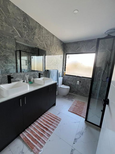 Avenue - Perths Hotel 1