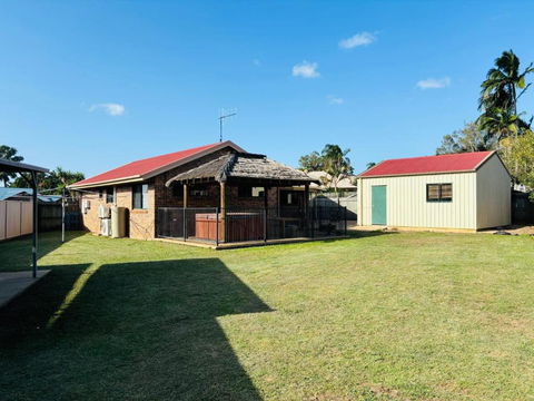 Avoca House - Perths Hotel 2