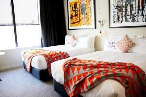 Art Series - The Larwill Studio - Perths Hotel 1