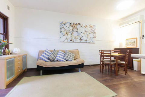 B3 Crawley Apartment 1 BRM & Sleepout Near UWA - Perths Hotel 1