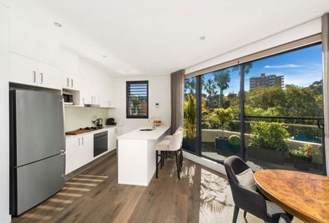 B312S - Luxury Waverton Apartment - Perths Hotel 1