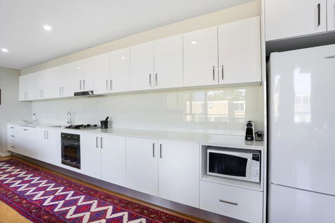 B314S - Waverton Village Heights - Perths Hotel 3